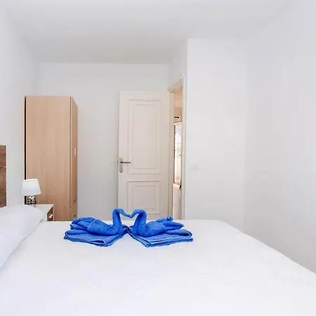 아파트 Apartamento En Cala Bosch - B7 시우타데야